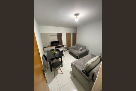 Apartamento à venda com 47m², 2 quartos e 1 vaga Apartamento à venda com 47m², 2 quartos e 1 vagaSala