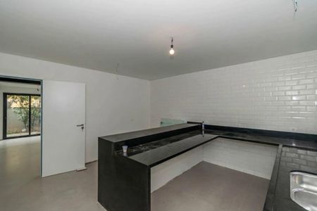 Casa de condomínio à venda com 410m², 5 quartos e 5 vagas Casa de condomínio à venda com 410m², 5 quartos e 5 vagasFoto 25