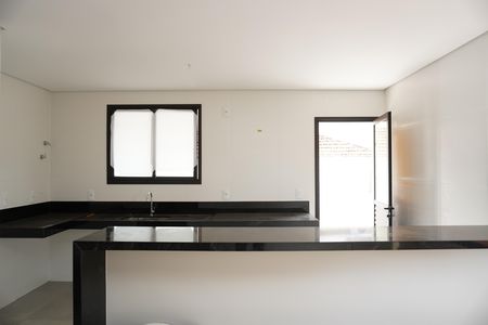 Apartamento à venda com 170m², 3 quartos e 3 vagasCozinha 