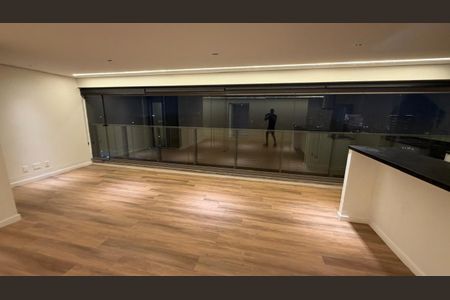 Sala de apartamento à venda com 3 quartos, 142m² em Jardim Morumbi, São Paulo