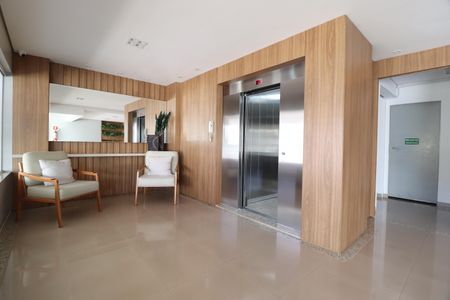 Apartamento para alugar com 175m², 4 quartos e 3 vagasHall social