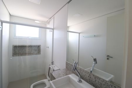 Apartamento para alugar com 175m², 4 quartos e 3 vagasBanheiro do Quarto 3 e 4
