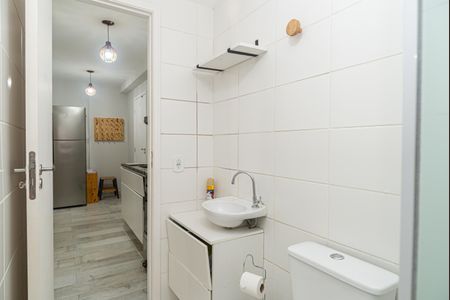 Banheiro de apartamento para alugar com 2 quartos, 34m² em Consolação, São Paulo