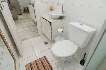 Apartamento para alugar com 34m², 2 quartos e sem vaga Apartamento para alugar com 34m², 2 quartos e sem vagaBanheiro