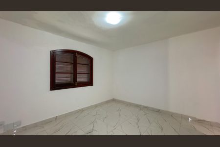 Casa à venda com 170m², 3 quartos e 2 vagasQuarto Suíte