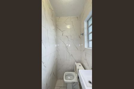 Casa à venda com 170m², 3 quartos e 2 vagasBanheiro de serviço