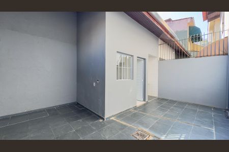 Casa à venda com 170m², 3 quartos e 2 vagasÁrea de Serviço