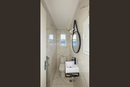 Casa à venda com 170m², 3 quartos e 2 vagasLavabo