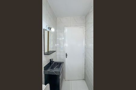 Casa à venda com 170m², 3 quartos e 2 vagasBanheiro