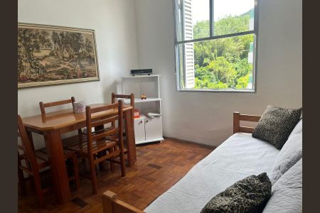 Sala de apartamento para alugar com 1 quarto, 40m² em José Menino, Santos