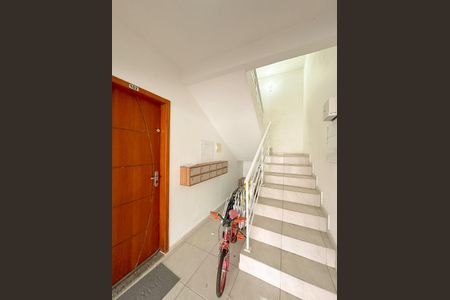 Apartamento para alugar com 70m², 2 quartos e sem vagaHall social
