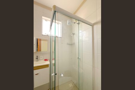 Apartamento para alugar com 70m², 2 quartos e sem vagaBanheiro