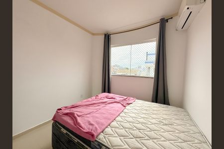 Apartamento para alugar com 70m², 2 quartos e sem vagaSuíte