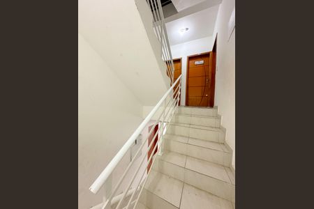 Apartamento para alugar com 70m², 2 quartos e sem vagaHall social