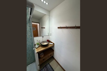 Apartamento para alugar com 110m², 2 quartos e 1 vaga Apartamento para alugar com 110m², 2 quartos e 1 vagaBanheiro da Suíte 2