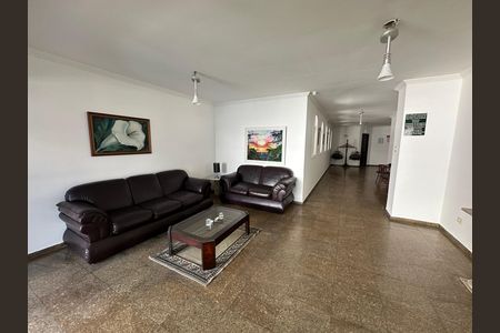 Apartamento para alugar com 110m², 2 quartos e 1 vaga Apartamento para alugar com 110m², 2 quartos e 1 vagaHall de entrada
