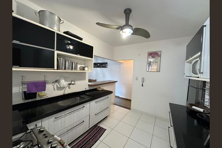 Apartamento para alugar com 110m², 2 quartos e 1 vaga Apartamento para alugar com 110m², 2 quartos e 1 vagaCozinha
