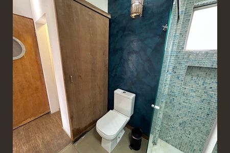 Apartamento para alugar com 110m², 2 quartos e 1 vaga Apartamento para alugar com 110m², 2 quartos e 1 vagaBanheiro da Suíte 2
