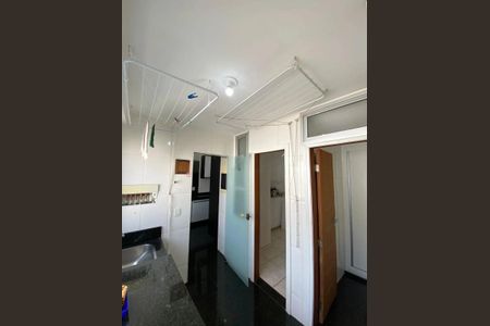 Apartamento para alugar com 180m², 4 quartos e 3 vagas Apartamento para alugar com 180m², 4 quartos e 3 vagasÁrea de serviço