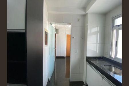 Apartamento para alugar com 180m², 4 quartos e 3 vagas Apartamento para alugar com 180m², 4 quartos e 3 vagasCozinha