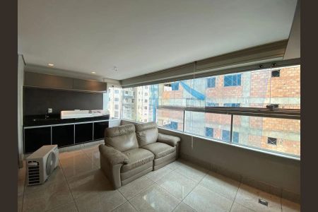 Apartamento para alugar com 180m², 4 quartos e 3 vagas Apartamento para alugar com 180m², 4 quartos e 3 vagasSala