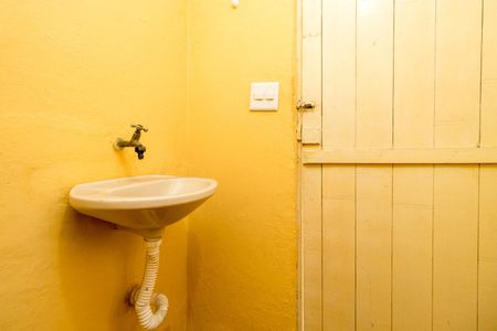Casa para alugar com 120m², 2 quartos e 1 vagaBanheiro de serviço