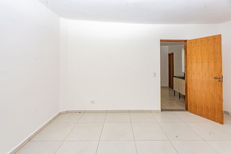 Casa para alugar com 79m², 2 quartos e 1 vaga Casa para alugar com 79m², 2 quartos e 1 vagaQuarto