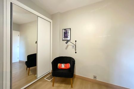 Apartamento à venda com 240m², 4 quartos e 2 vagas Apartamento à venda com 240m², 4 quartos e 2 vagasQuarto 4