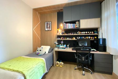Quarto 4 de apartamento à venda com 4 quartos, 240m² em Santo Antônio, Belo Horizonte