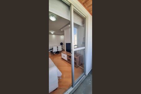 Apartamento para alugar com 64m², 3 quartos e 1 vagaSacada
