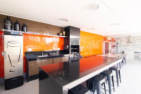 Apartamento para alugar com 160m², 3 quartos e 3 vagas Apartamento para alugar com 160m², 3 quartos e 3 vagasÁrea comum - Churrasqueira