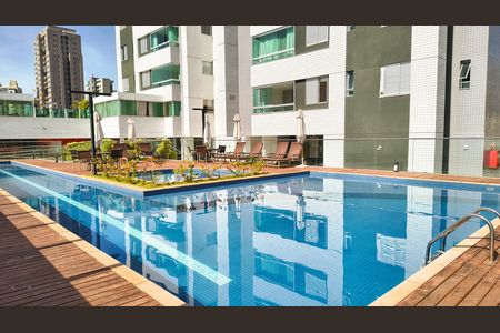 Apartamento para alugar com 160m², 3 quartos e 3 vagas Apartamento para alugar com 160m², 3 quartos e 3 vagasÁrea comum- Piscina