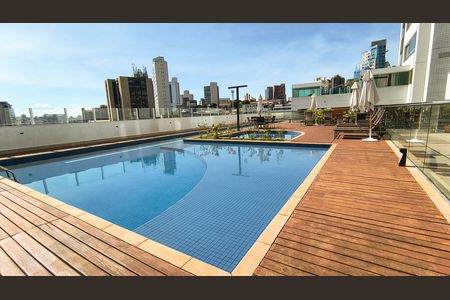 Apartamento para alugar com 160m², 3 quartos e 3 vagas Apartamento para alugar com 160m², 3 quartos e 3 vagasÁrea comum- Piscina