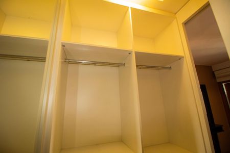 Apartamento para alugar com 160m², 3 quartos e 3 vagas Apartamento para alugar com 160m², 3 quartos e 3 vagasQuarto 03- Suite - Closet
