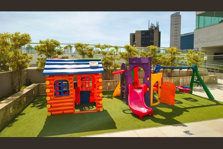 Apartamento para alugar com 160m², 3 quartos e 3 vagas Apartamento para alugar com 160m², 3 quartos e 3 vagasArea Comum -Playground