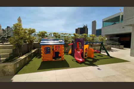 Apartamento para alugar com 160m², 3 quartos e 3 vagas Apartamento para alugar com 160m², 3 quartos e 3 vagasArea Comum -Playground