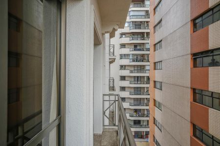 Studio à venda com 37m², 1 quarto e 1 vagaVaranda