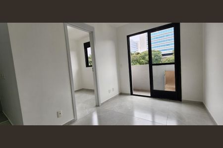 Apartamento para alugar com 38m², 2 quartos e sem vaga Apartamento para alugar com 38m², 2 quartos e sem vagaFoto 01
