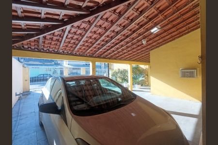 Casa para alugar com 200m², 2 quartos e 4 vagas Casa para alugar com 200m², 2 quartos e 4 vagasGaragem