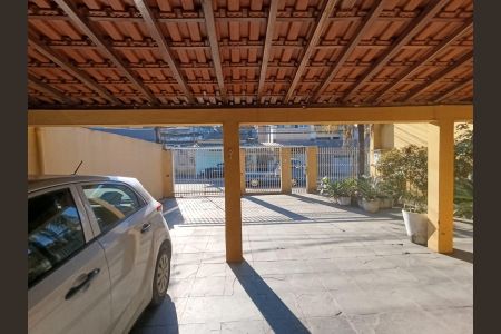 Garagem de casa para alugar com 2 quartos, 200m² em Heliópolis, Belford Roxo