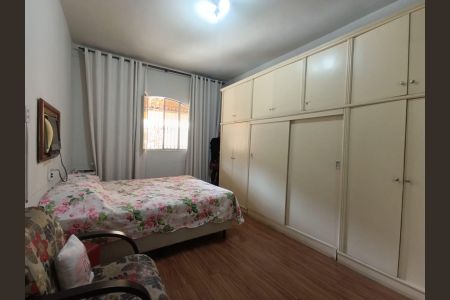 Casa para alugar com 200m², 2 quartos e 4 vagas Casa para alugar com 200m², 2 quartos e 4 vagasQuarto 1