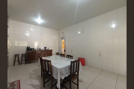 Casa para alugar com 200m², 2 quartos e 4 vagas Casa para alugar com 200m², 2 quartos e 4 vagasCozinha