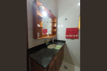 Casa para alugar com 200m², 2 quartos e 4 vagas Casa para alugar com 200m², 2 quartos e 4 vagasBanheiro Social