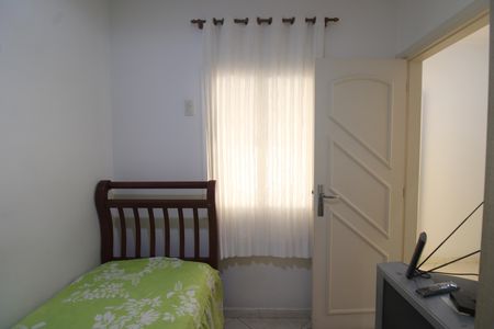 Casa de condomínio à venda com 200m², 3 quartos e 2 vagasQuarto 