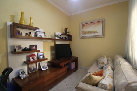 Casa de condomínio à venda com 200m², 3 quartos e 2 vagasQuarto