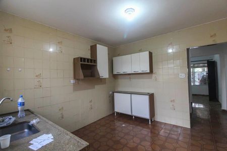 Casa para alugar com 120m², 2 quartos e 1 vaga