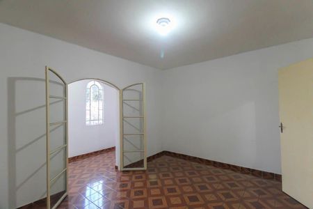 Casa para alugar com 2 quartos, 120m² em Vila Lucia, São Paulo