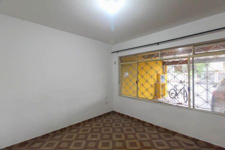 Casa para alugar com 120m², 2 quartos e 1 vaga