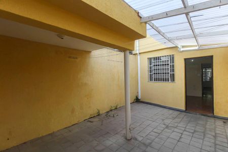 Casa para alugar com 120m², 2 quartos e 1 vaga