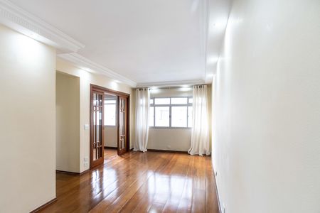 Apartamento para alugar com 97m², 3 quartos e 1 vaga Apartamento para alugar com 97m², 3 quartos e 1 vagaSala